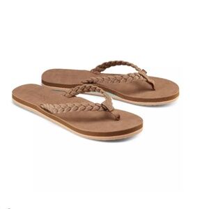 Cobian Women's Bethany Braided Pacifica Flip Flops in Tan NWOT